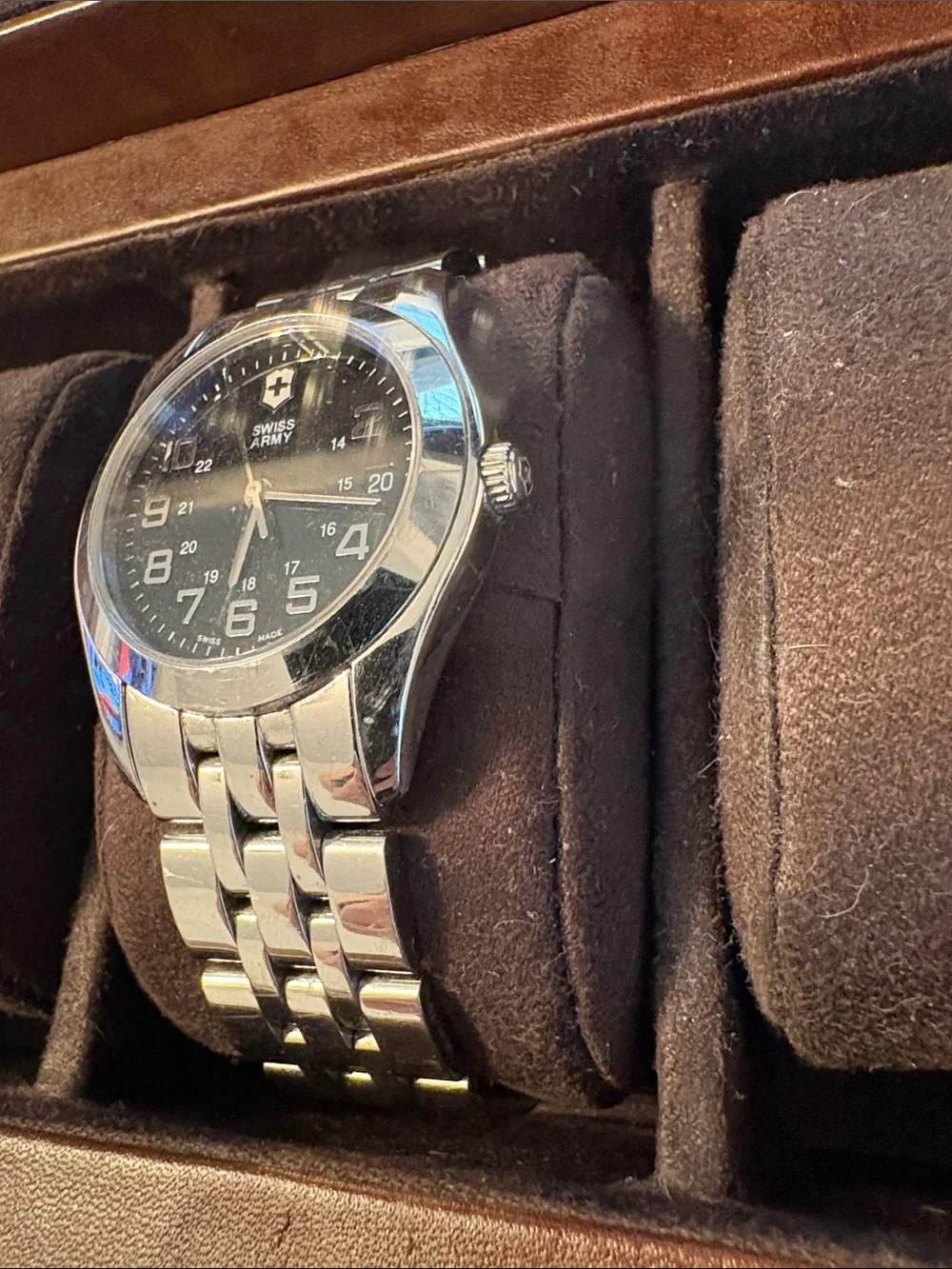 Swiss Army Men's Silver Stainless Steel Black Dial Watch